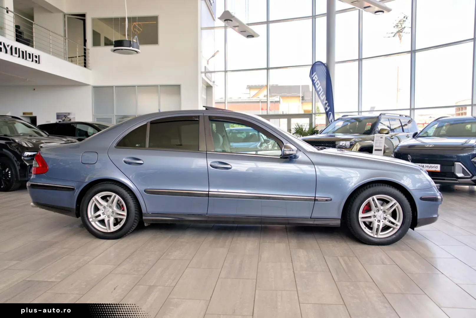 Mercedes-Benz E-Class E200 Kompressor W211 Elegance
