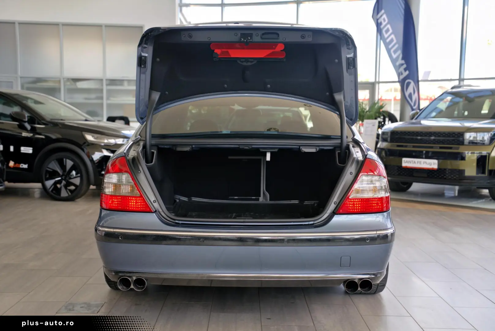 Mercedes-Benz E-Class E200 Kompressor W211 Elegance