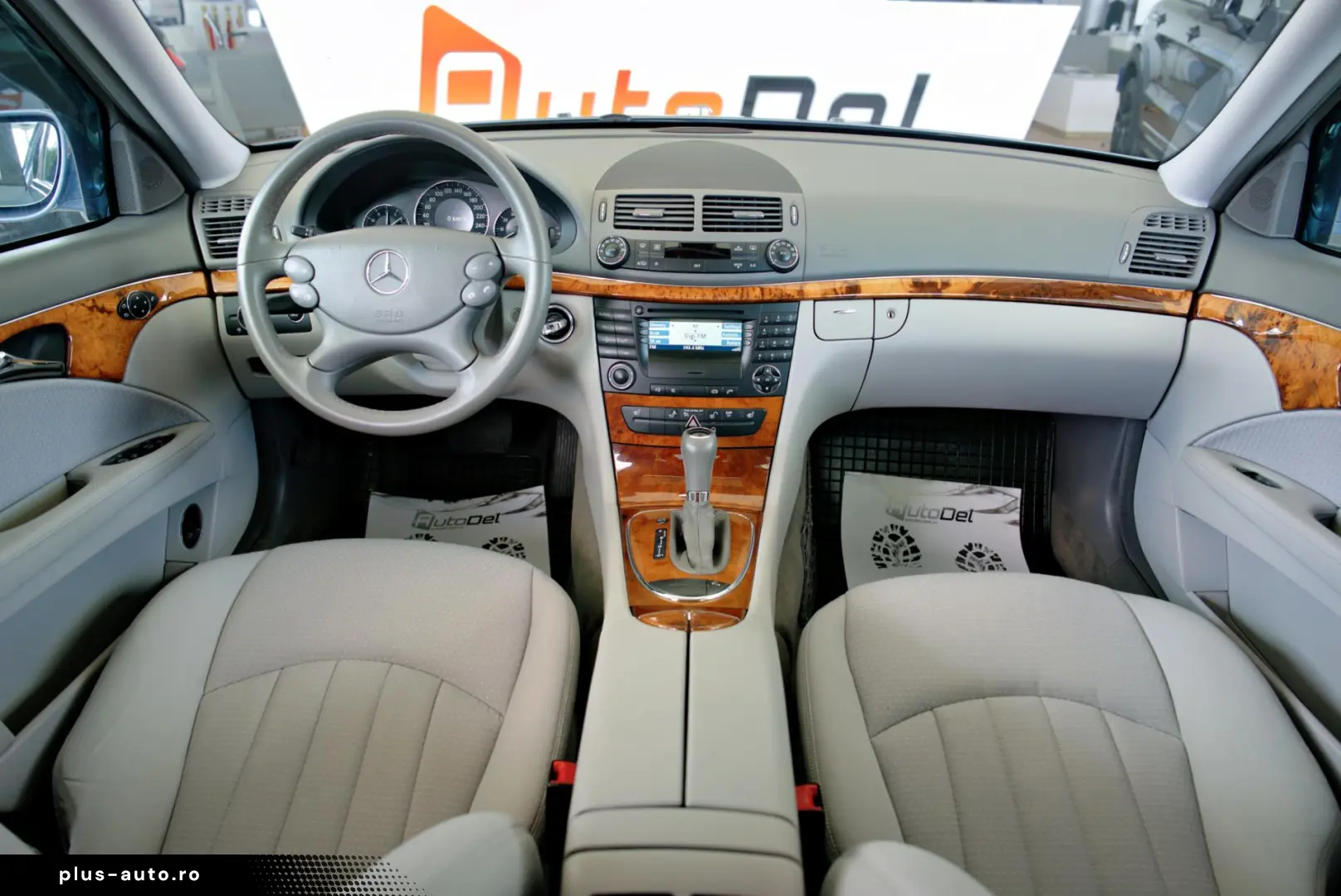 Mercedes-Benz E-Class E200 Kompressor W211 Elegance