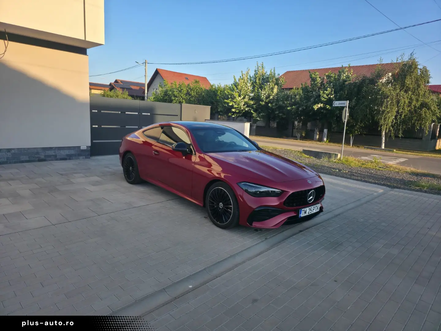 Mercedes-Benz CLE 200