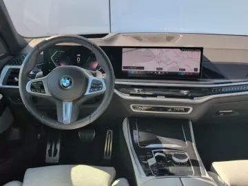 BMW X5 xDrive30d M Sport Beige Interior