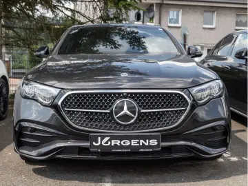 MERCEDES-BENZ E 220 d 4M AMG-Sport LED Cam Night Totw Distr