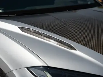 LAMBORGHINI Performante MY 25
