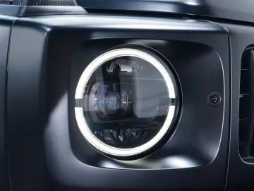 MERCEDES-BENZ AMG G 63 BURMESTER  3D CARBON