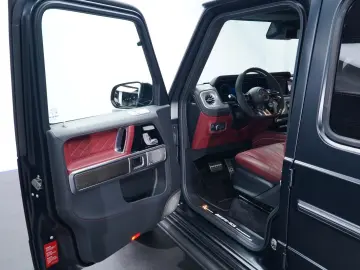 MERCEDES-BENZ AMG G 63 BURMESTER  3D CARBON