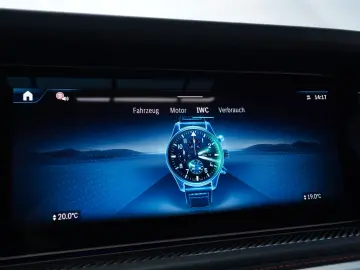 MERCEDES-BENZ AMG G 63 BURMESTER  3D CARBON