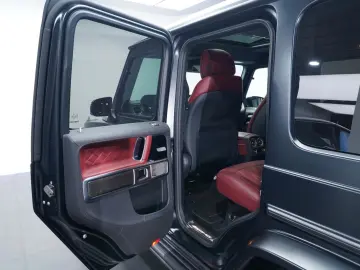 MERCEDES-BENZ AMG G 63 BURMESTER  3D CARBON