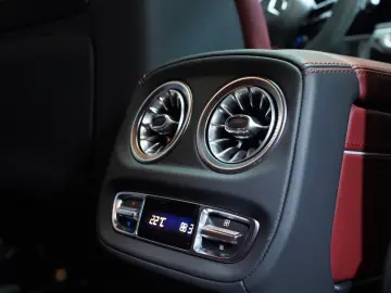 MERCEDES-BENZ AMG G 63 BURMESTER  3D CARBON