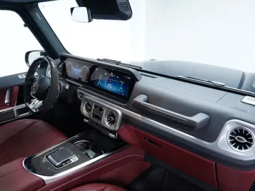 MERCEDES-BENZ AMG G 63 BURMESTER  3D CARBON