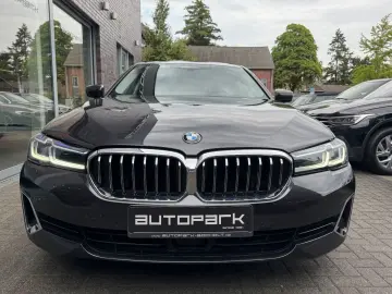 BMW 530i Lim. Luxury GSD Sitzüft HUD DAPr Laser ACC