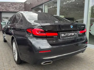 BMW 530i Lim. Luxury GSD Sitzüft HUD DAPr Laser ACC