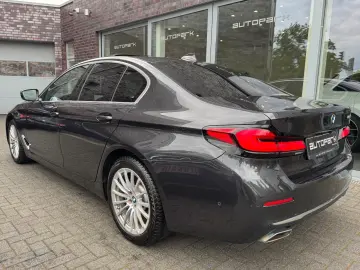 BMW 530i Lim. Luxury GSD Sitzüft HUD DAPr Laser ACC