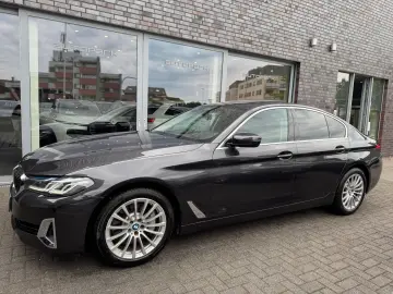 BMW 530i Lim. Luxury GSD Sitzüft HUD DAPr Laser ACC