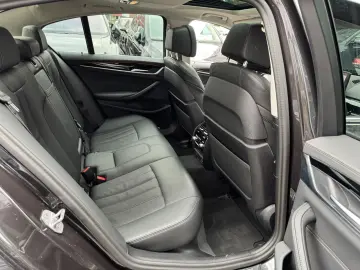 BMW 530i Lim. Luxury GSD Sitzüft HUD DAPr Laser ACC