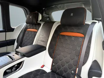 ROLLS ROYCE Cullinan 4 Seats Audio Series II