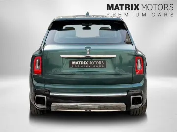 ROLLS ROYCE Cullinan 4 Seats Audio Series II