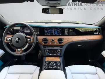 ROLLS ROYCE Ghost Series ll Theatre Picnic BeSpoke Massage
