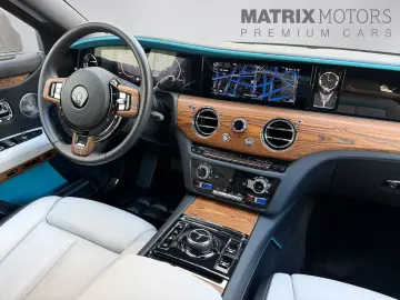 ROLLS ROYCE Ghost Series ll Theatre Picnic BeSpoke Massage