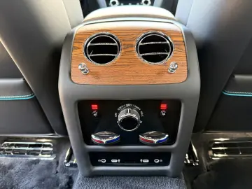 ROLLS ROYCE Ghost Series ll Theatre Picnic BeSpoke Massage