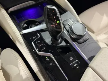 BMW 530D Luxury Line 286CP Mild Hibrid