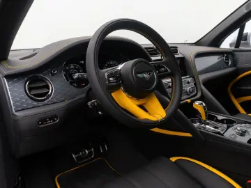 BENTLEY Bentayga 4.0 V8 Speed Individual Carbon