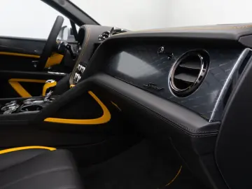 BENTLEY Bentayga 4.0 V8 Speed Individual Carbon
