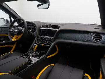 BENTLEY Bentayga 4.0 V8 Speed Individual Carbon