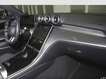Mercedes-Benz C 300 e AMG Line Pano Distr. Plus 360