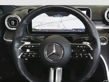 Mercedes-Benz C 300 e AMG Line Pano Distr. Plus 360