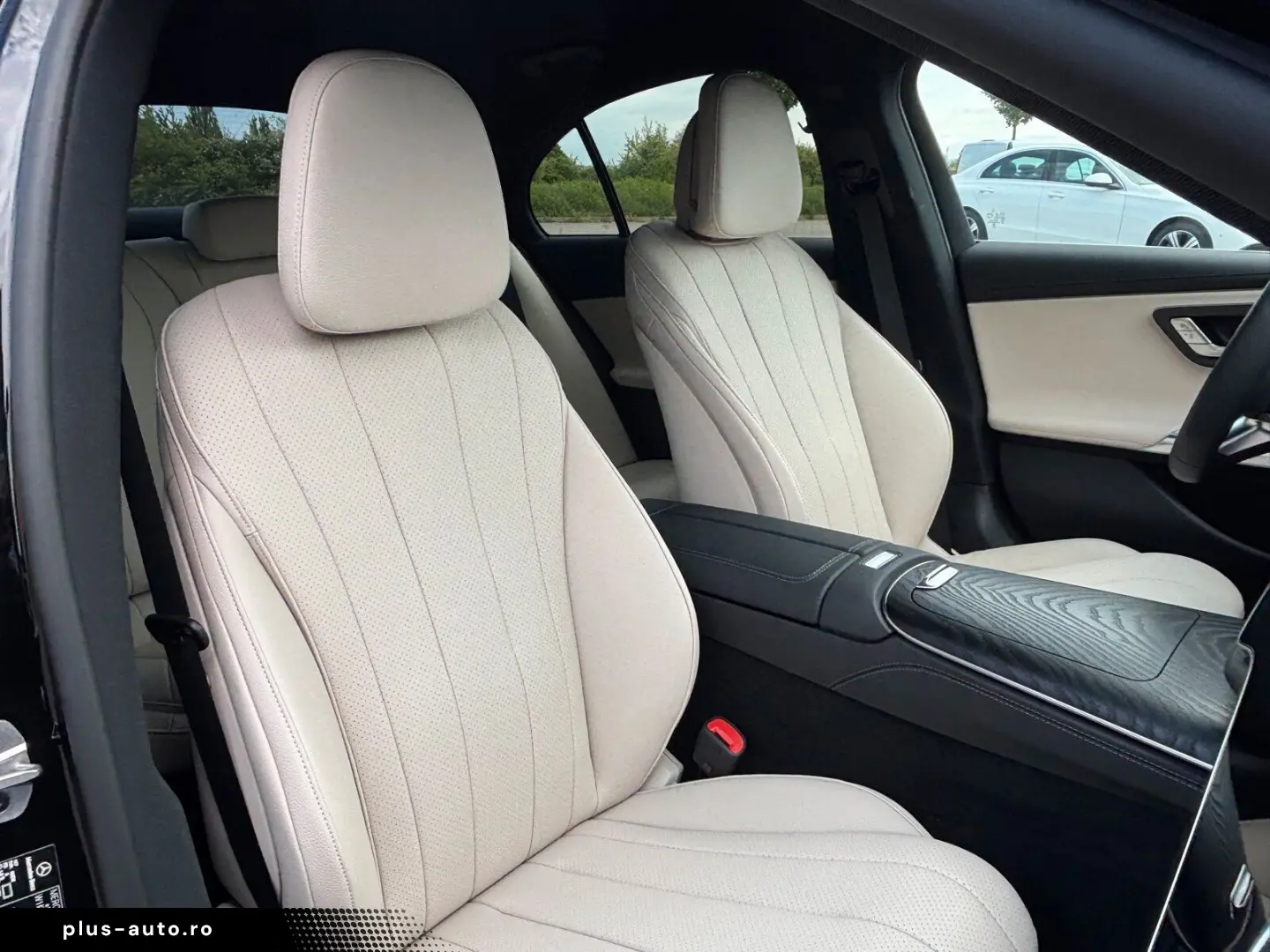 MERCEDES-BENZ E 200 Limousine AMG Line Superscreen 3&hellip;