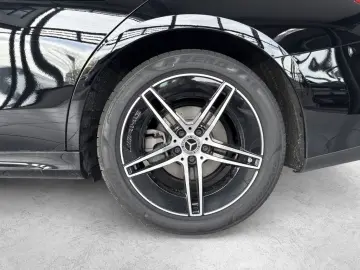 MERCEDES-BENZ E 220 d Limousine AMG SUPER 360 ACC SO…