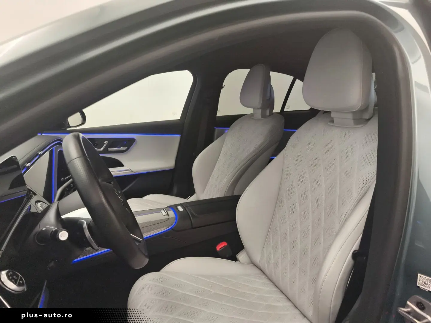 MERCEDES-BENZ E 220d 4M AMG Premium Airmatic 20  HinterachsL