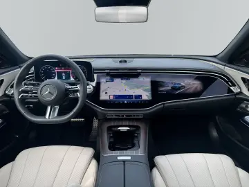 MERCEDES-BENZ E 200 AMG Premium Plus  Pano  Headup  …