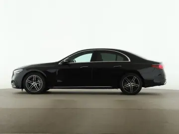 MERCEDES-BENZ E 220 d AMG Prem. Superscreen Burmeste…