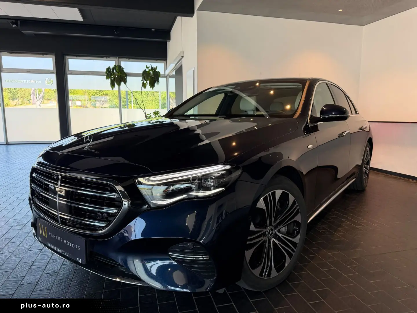 MERCEDES-BENZ E 300 de PANO HUD Exclusive Prem BURM4d Nappa