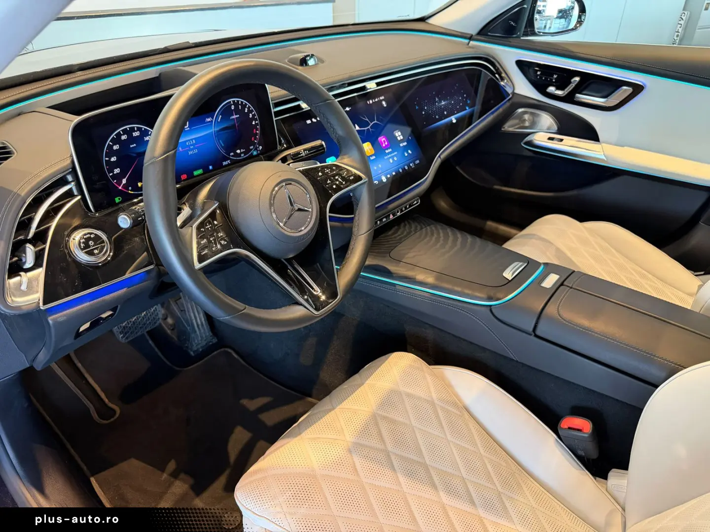 MERCEDES-BENZ E 300 de PANO HUD Exclusive Prem BURM4d Nappa