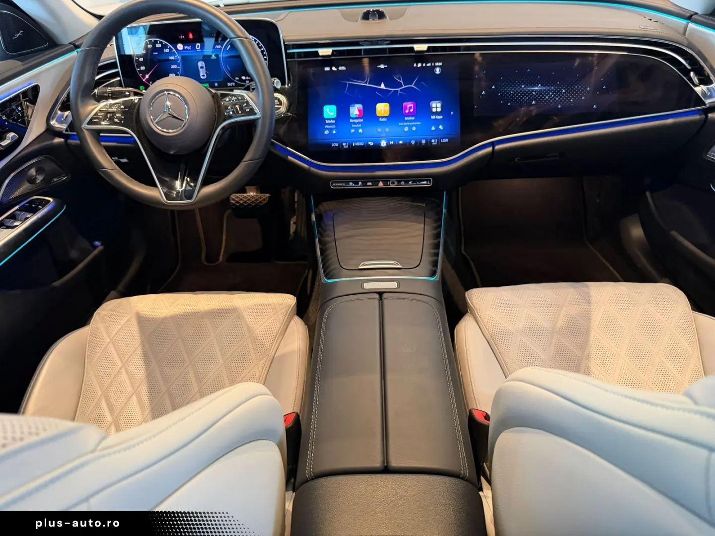 MERCEDES-BENZ E 300 de PANO HUD Exclusive Prem BURM4d Nappa