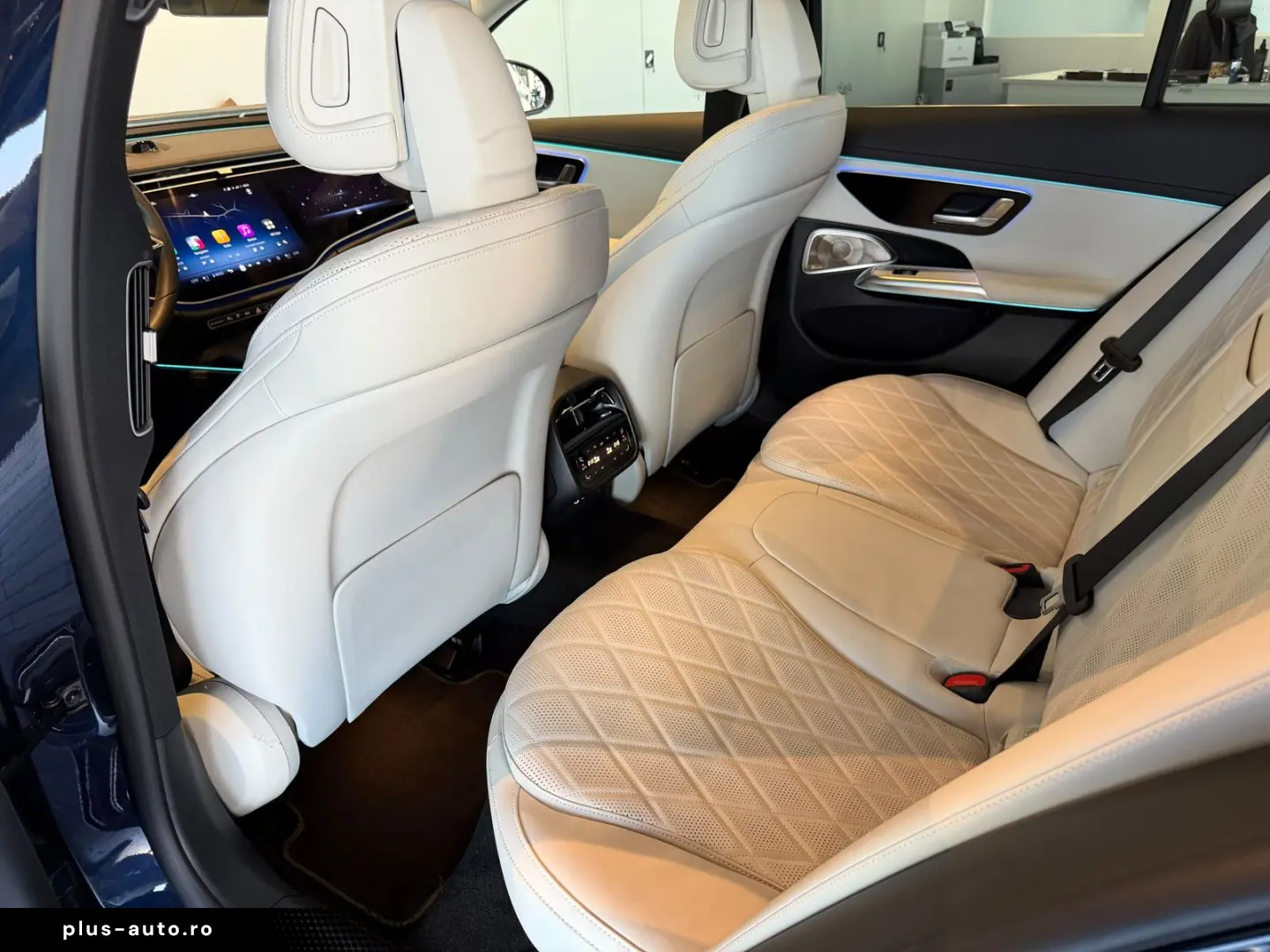 MERCEDES-BENZ E 300 de PANO HUD Exclusive Prem BURM4d Nappa