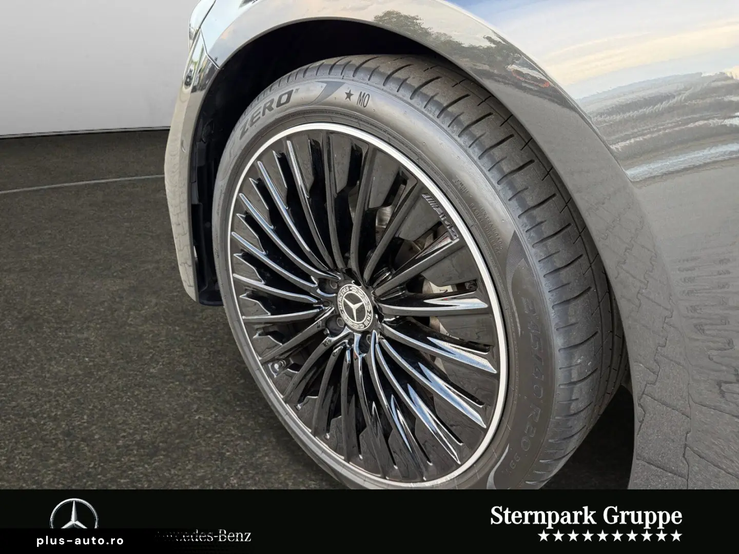 MERCEDES-BENZ E 220 d AMG Distro Pano SUPER Massage &hellip;