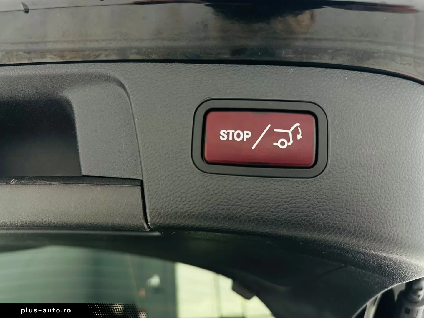 MERCEDESBENZ GLA 180 2017 1.6i E6 Garantie 12 Luni Rate Avan