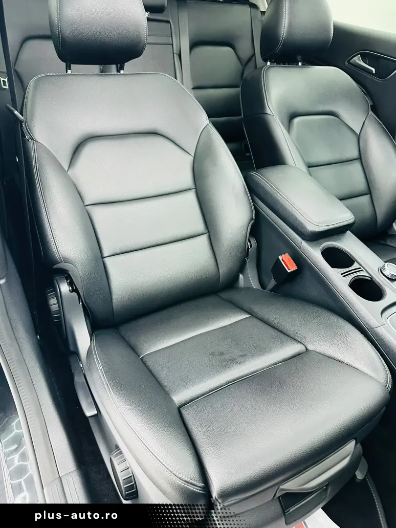 MERCEDESBENZ GLA 180 2017 1.6i E6 Garantie 12 Luni Rate Avan