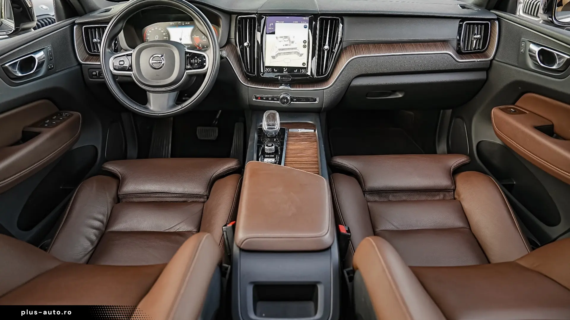 Volvo XC60 Recharge T6 Twin Engine eAWD Inscription Expressi