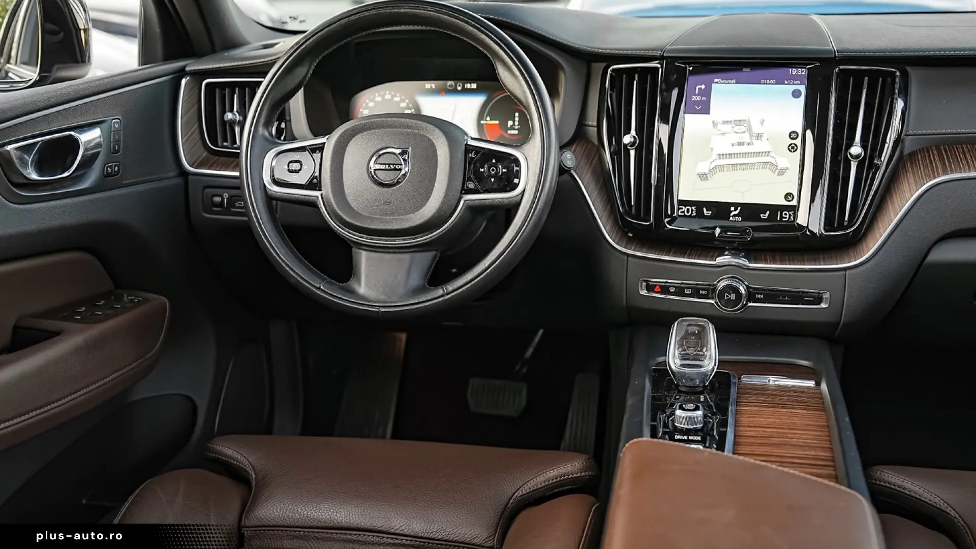 Volvo XC60 Recharge T6 Twin Engine eAWD Inscription Expressi