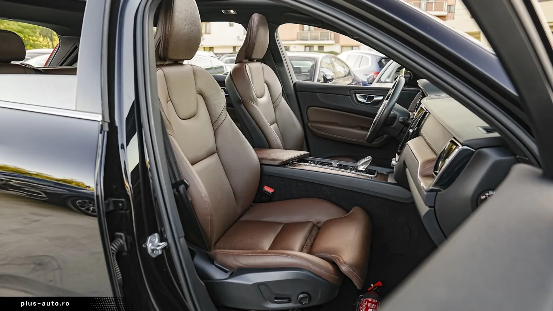 Volvo XC60 Recharge T6 Twin Engine eAWD Inscription Expressi