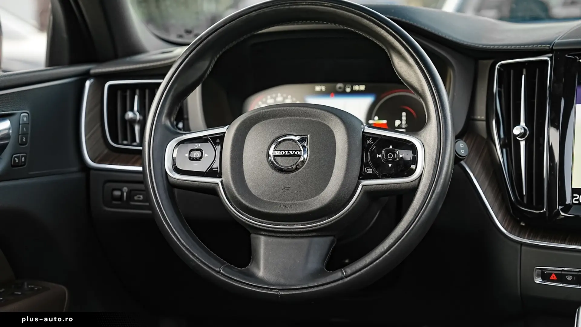 Volvo XC60 Recharge T6 Twin Engine eAWD Inscription Expressi