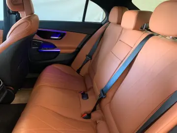 ✨ Mercedes-Benz C 300 e AMG Line DISTRONIC PLUS