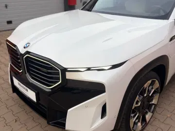 BMW XM