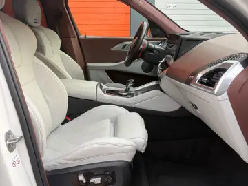 BMW XM