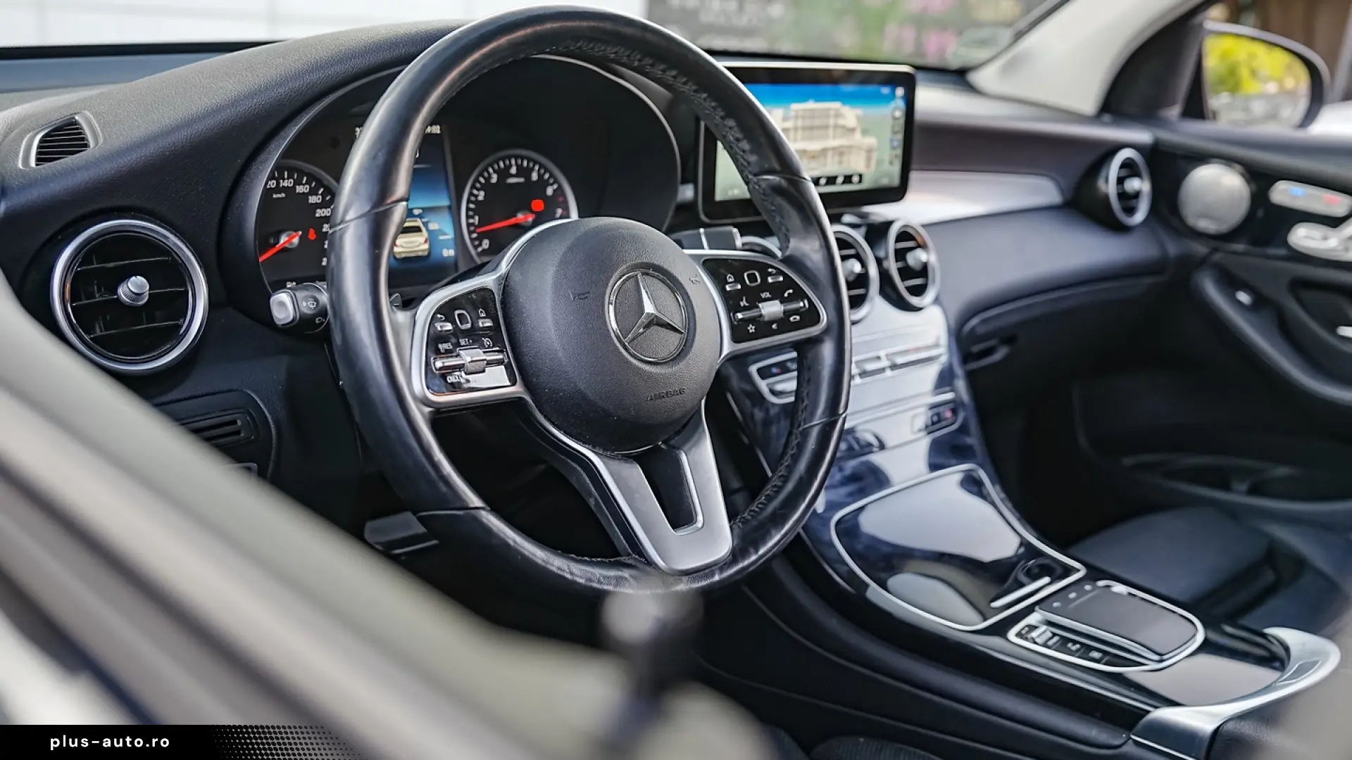 Mercedes-Benz GLC 300 e 4Matic 9G-TRONIC