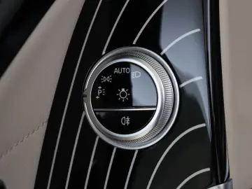 MERCEDES-BENZ S 580 4MATIC Lang AMG Line V8  Panoram…